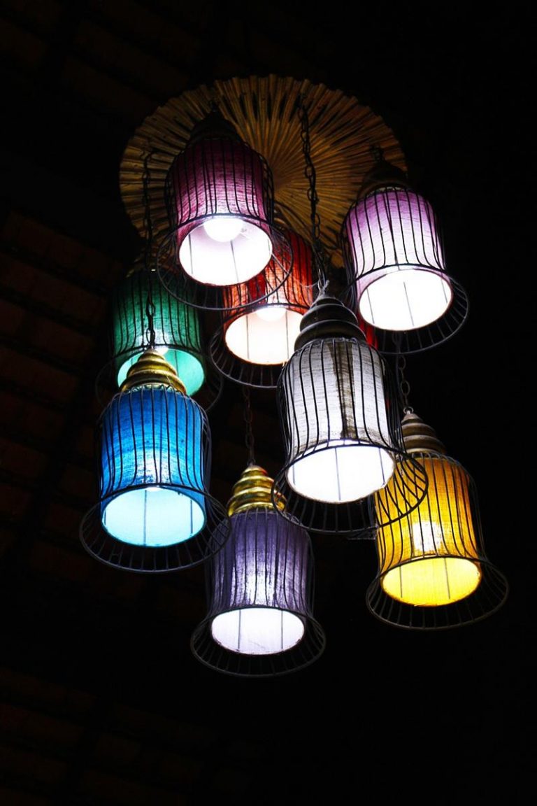 Oświetlenie LED można instalować jako wpuszczane